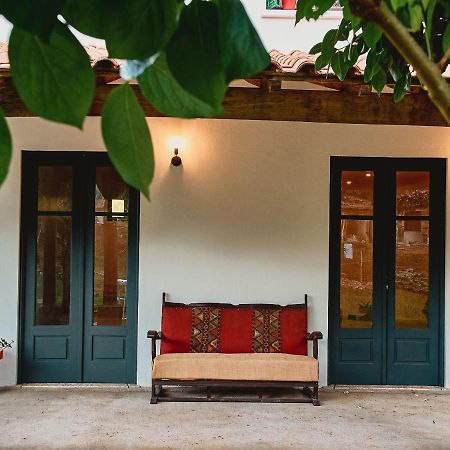 Epicos House, Your Home Away From Home. Nogueira  Экстерьер фото