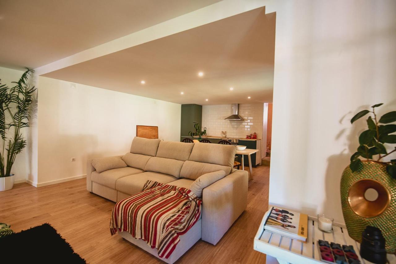 Epicos House, Your Home Away From Home. Nogueira  Экстерьер фото